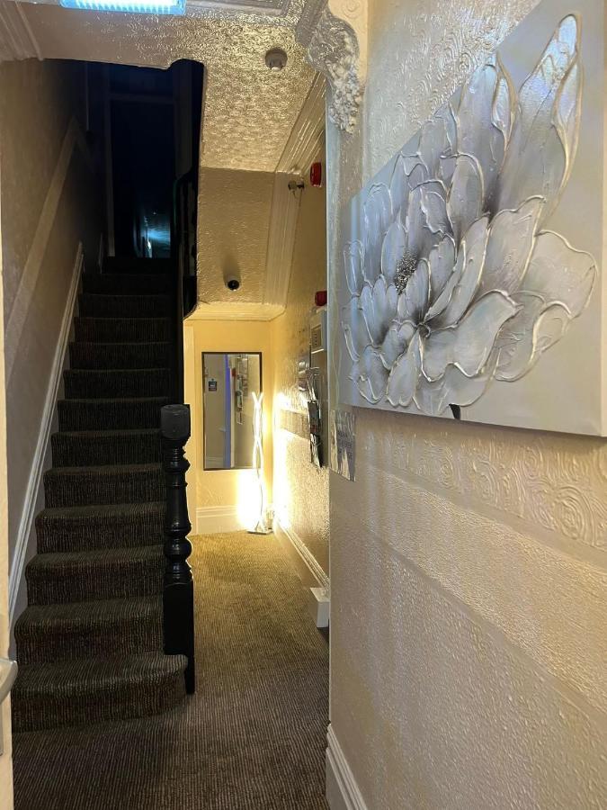 Clifton Private Hotel بلاكبول المظهر الخارجي الصورة